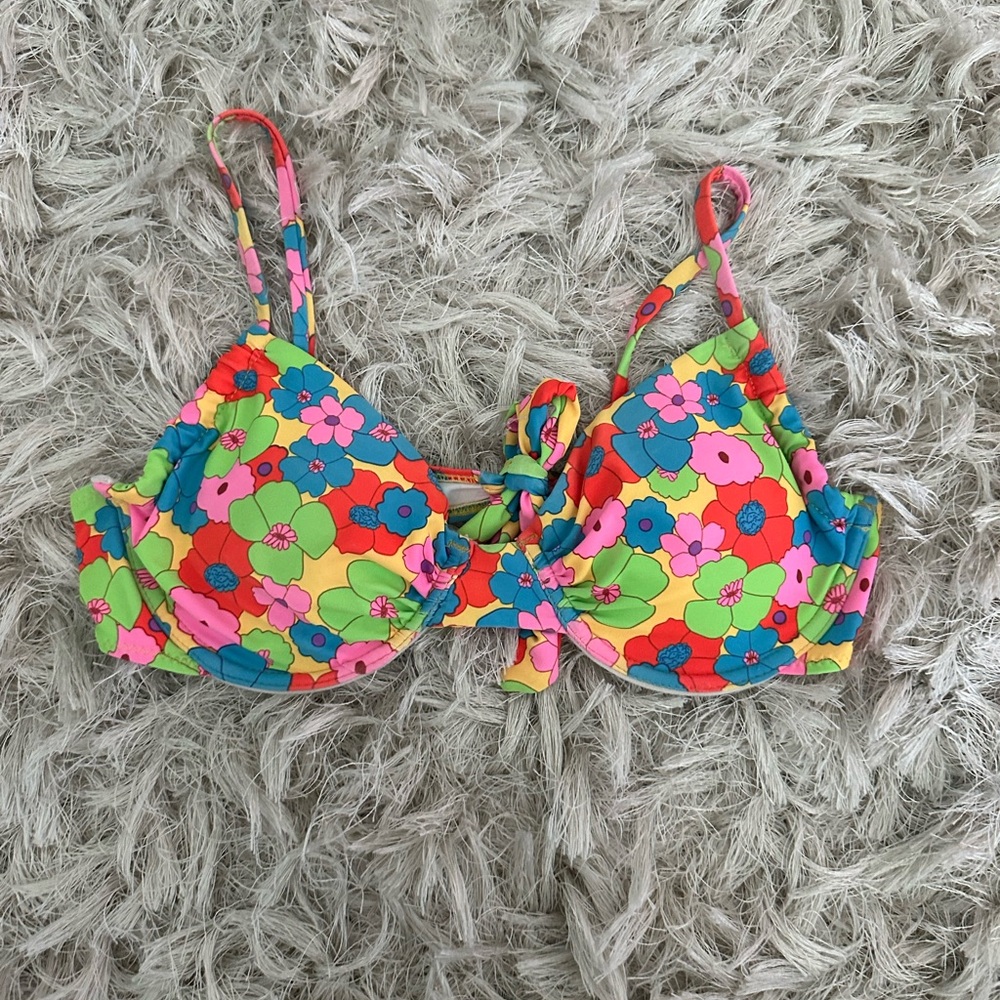 bathing suit top size small